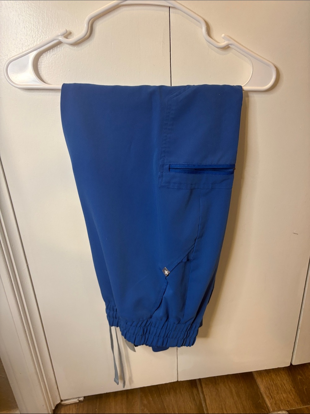 Figs Women’s Royal Blue Drawstring Jogger Shorts